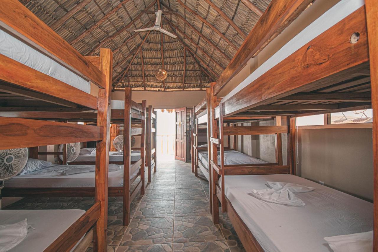 The Barrel Hostel Popoyo Extérieur photo